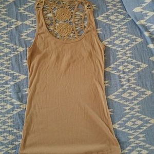 Size LG lace back tank top